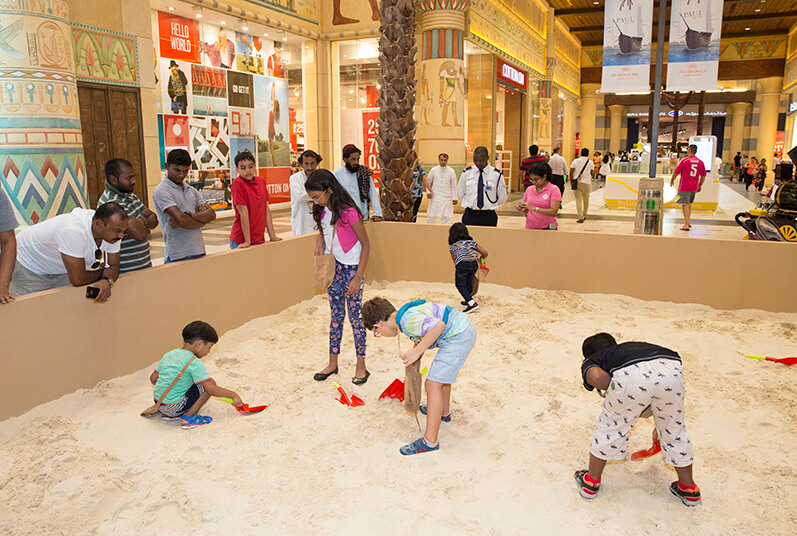 interior desgin in ibn battuta mall